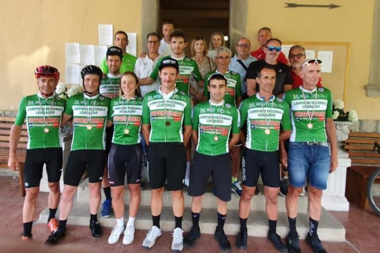 AMATORI. CON IL TROFEO MAMMA E PAPA’ LONDONI E’ SCATTATO IL GIRO DI LOMBARDIA DA SANGIOVANNI BIANCO DOVE SONO STATI ASSEGNATI I TITOLI REGIONALI DELLA MONTAGNA